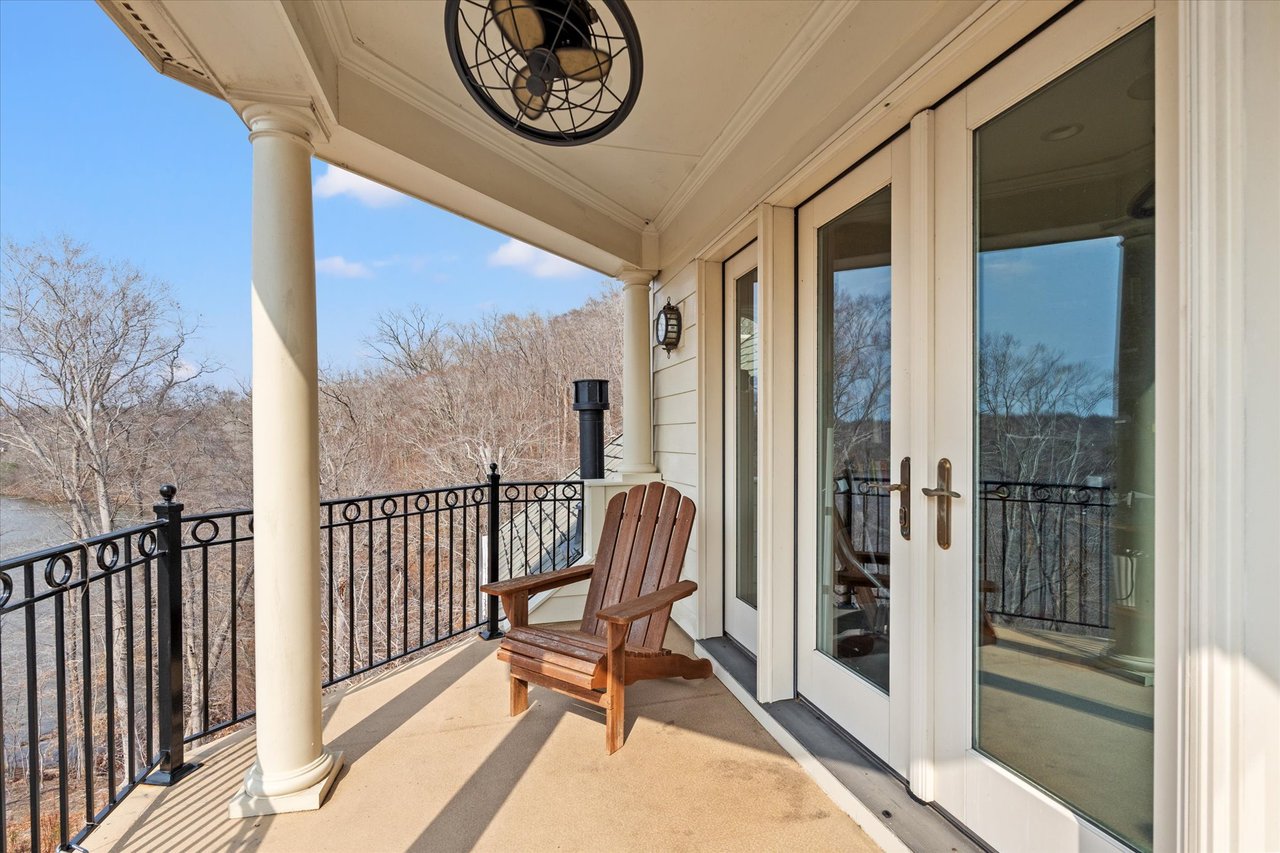 10036 Lake Occoquan Dr