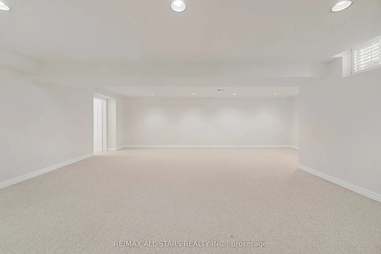 18 Pinehurst Club Way