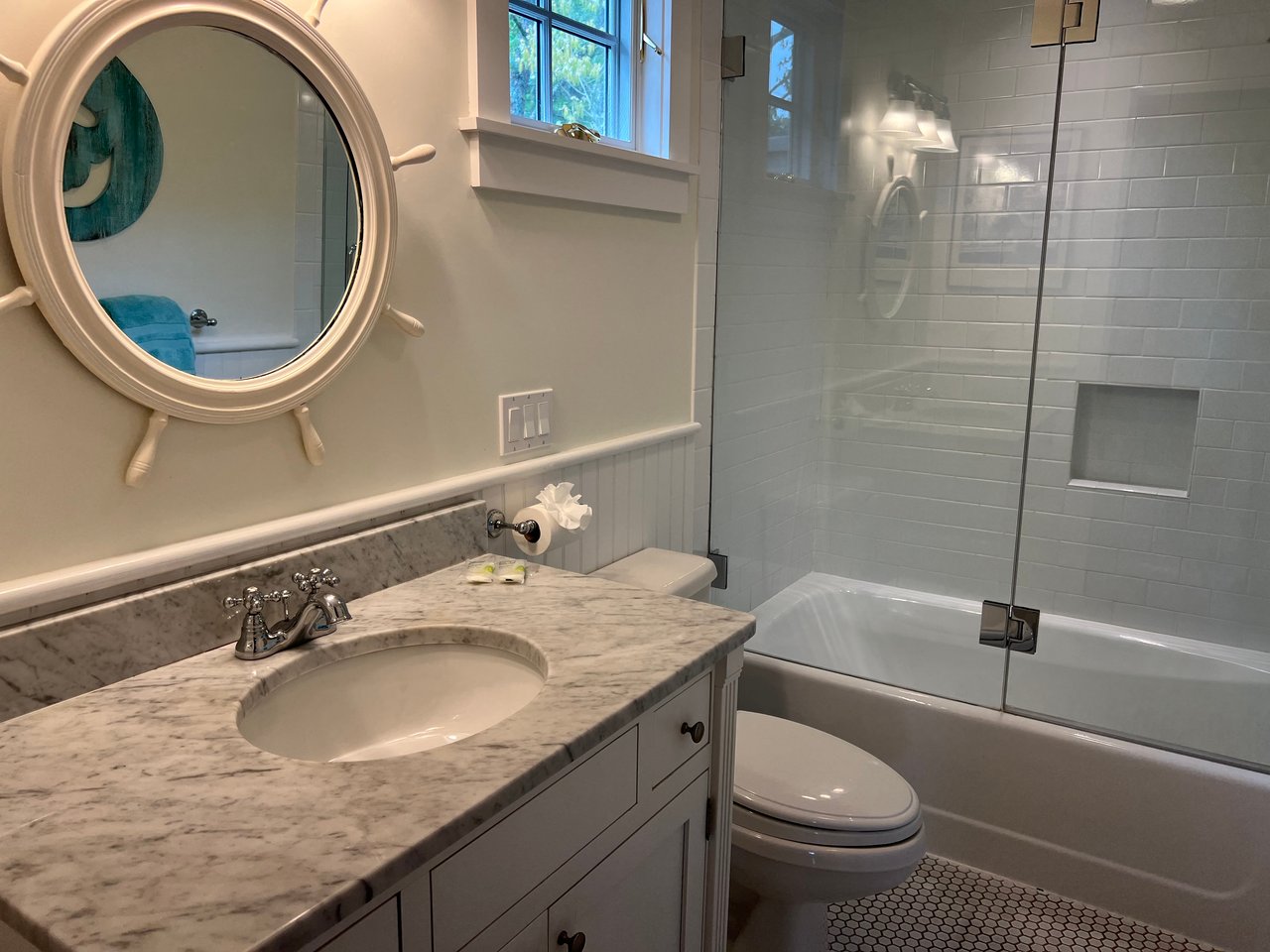 2 Orchard Lane, Edgartown