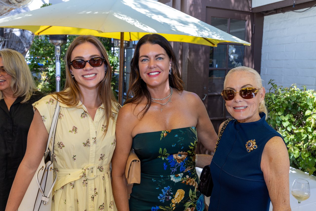 Fleurs, Friends & Fashion in Bloom 