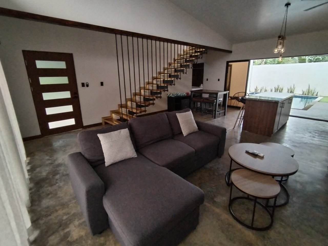 Uncle's House: Contemporary Home for Sale in Uvita - Close to the Beach!