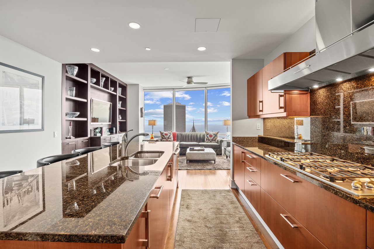 401 N Wabash Ave Unit 74D