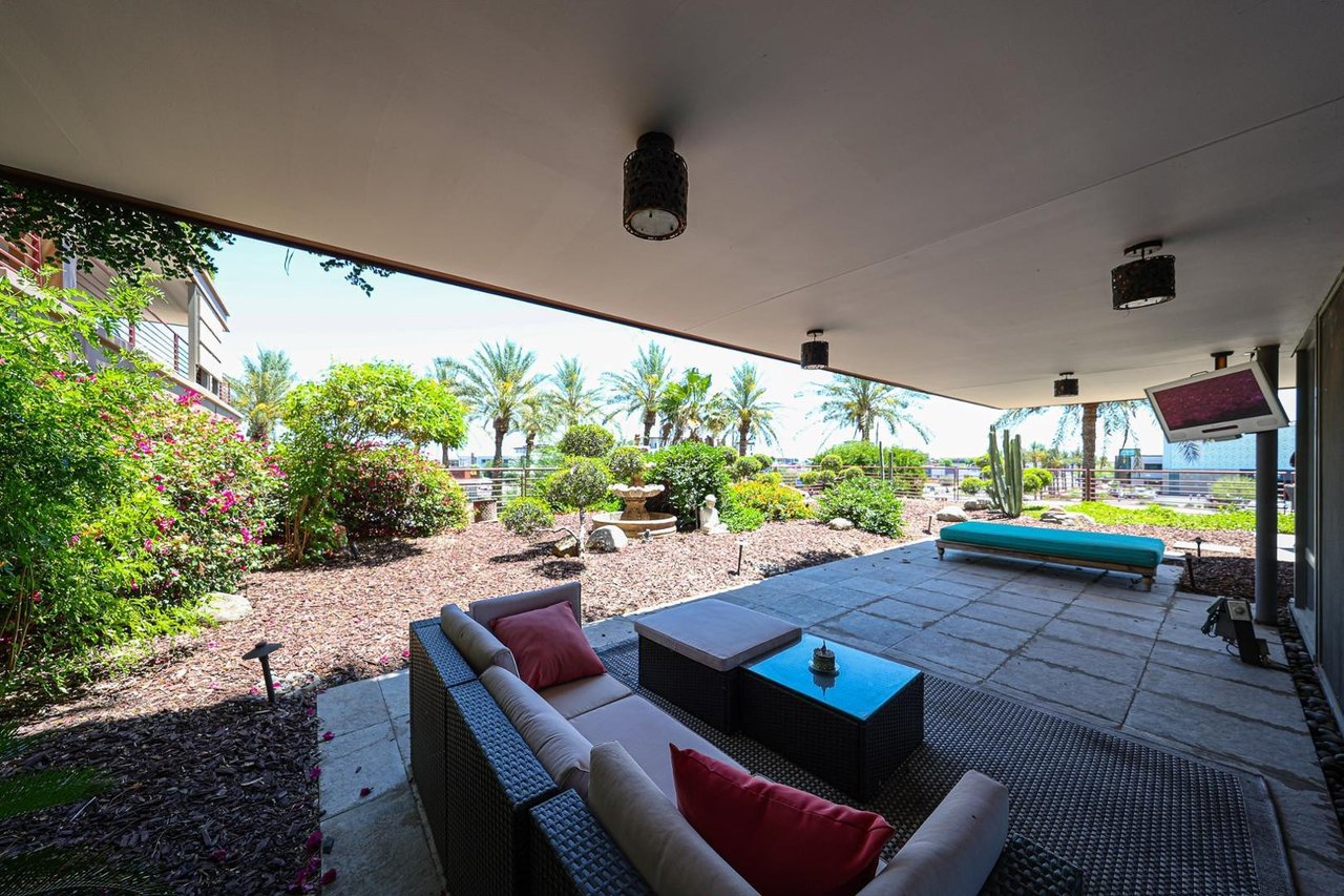 7157 E Rancho Vista Dr, #3006