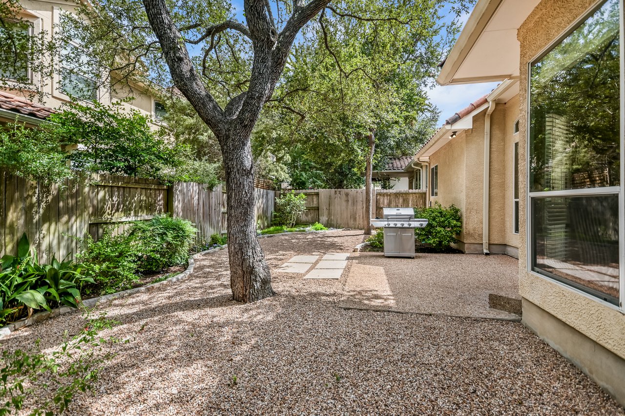 6433 Tasajillo Trail
