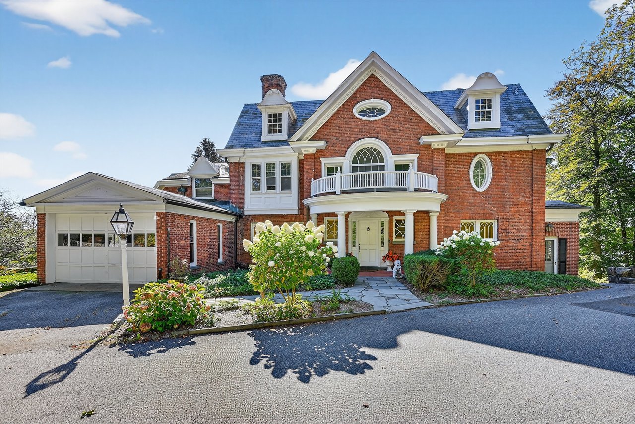Tuxedo Park, NY