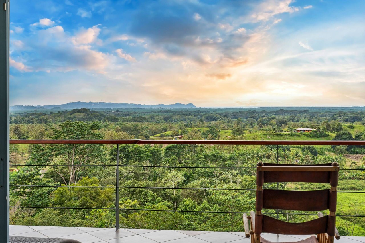Exceptionally Private Home with Panoramic Ocean, Mountain & Sunset Views - Casa Sol