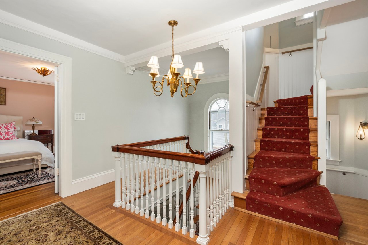 25 Seaview Avenue