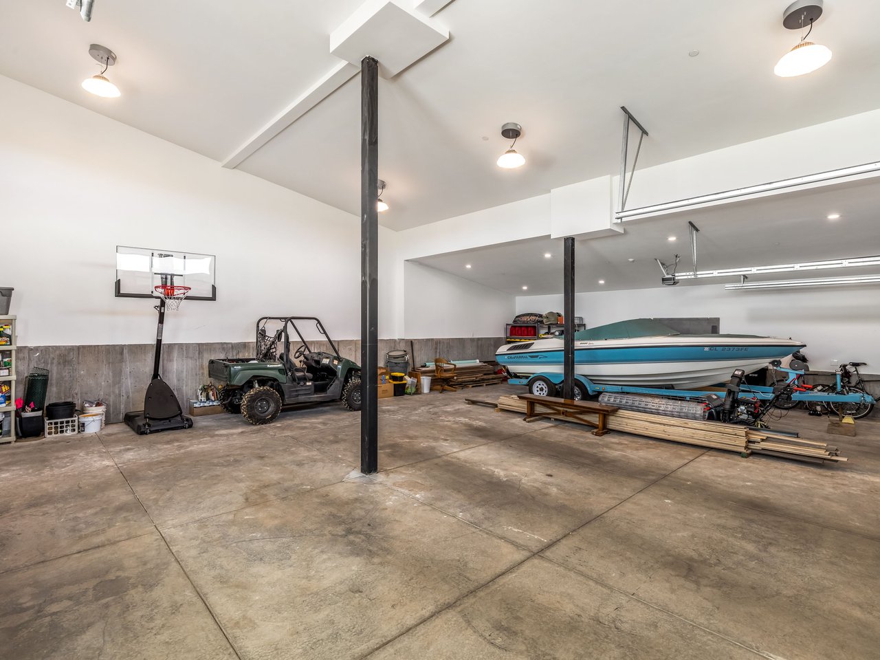 891 E Haystacker Drive