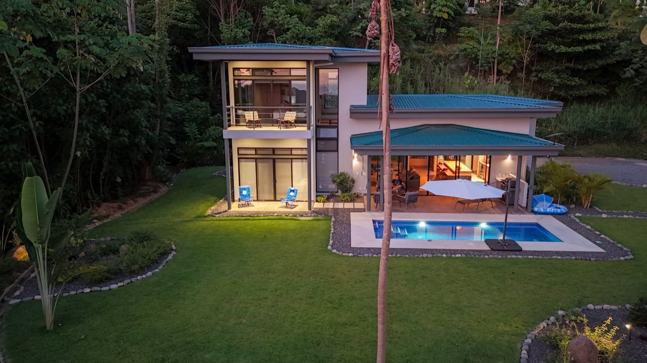 Private Modern Tropical Paradise Home For Sale in Ojochal, Costa Rica