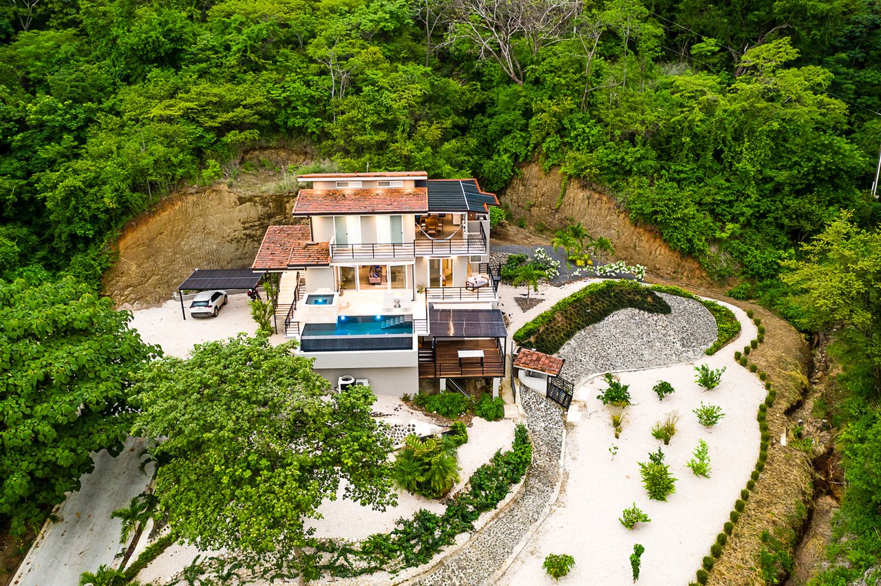 Casa Escondida & Casa Jungla, Miramar 47 | Dual Luxury Ocean-View Estate in Mar Vista, Playa Flamingo