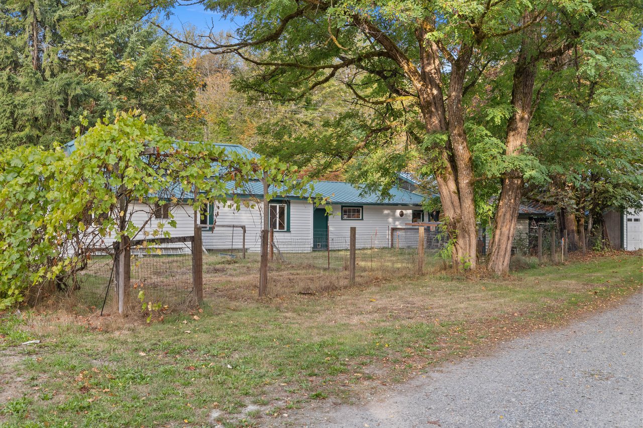 71636 NE. Old Cascade Hwy., Skykomish, WA 98288