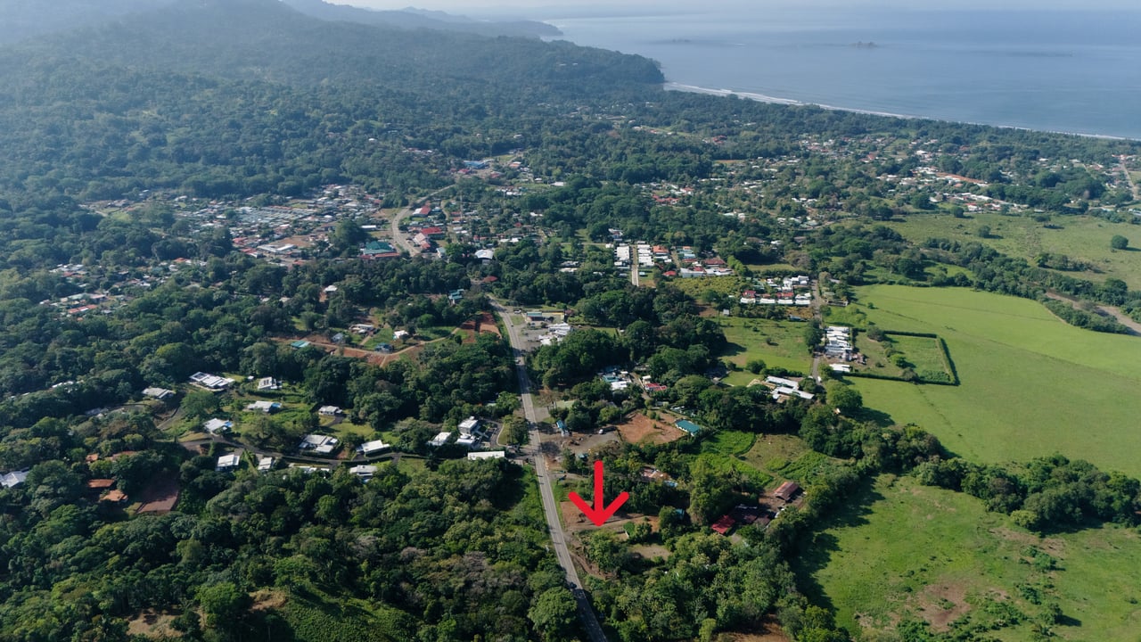 Commercial Lot in Uvita, Ready to Build.