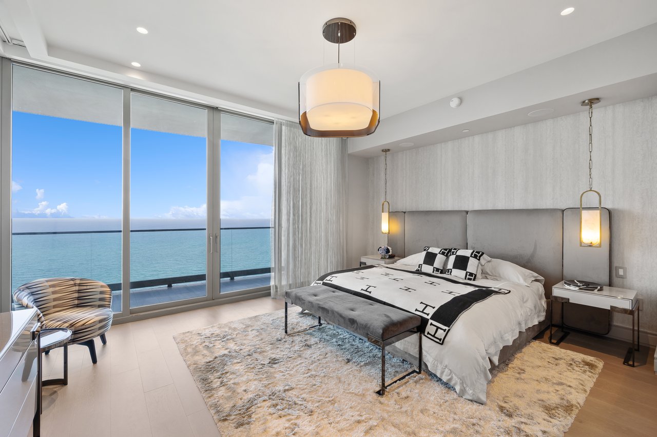 17901 Collins Ave # 3003