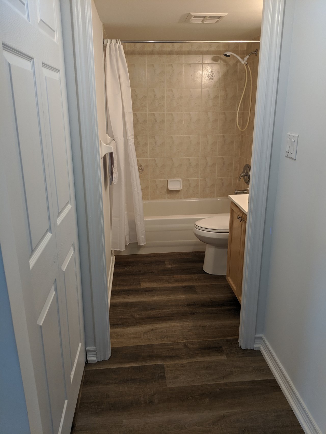 141 Woodbridge Ave W 206