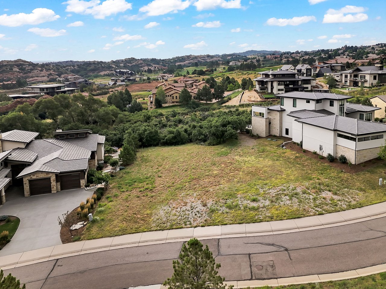 Beautiful Private Lot Near the 18th Hole