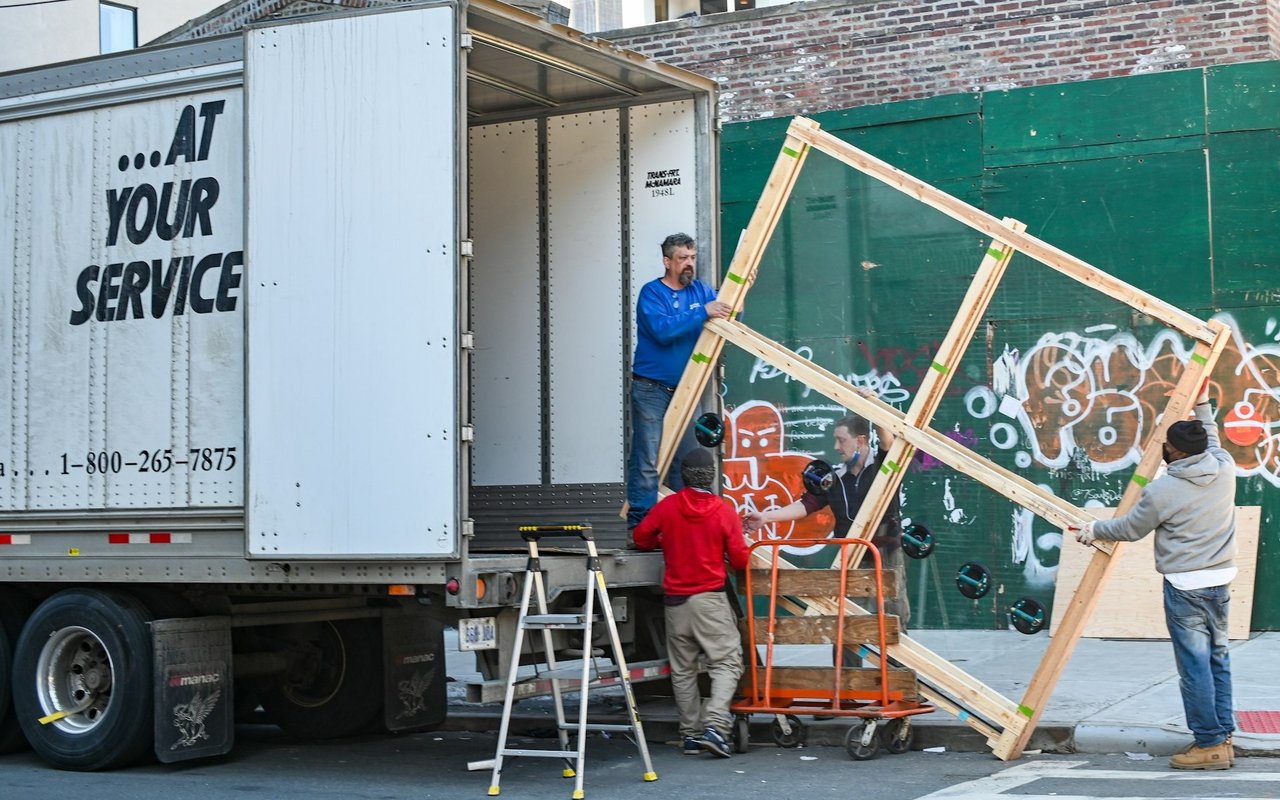 How to Choose the Right Moving Company: A Guide for Stress-Free Relocation