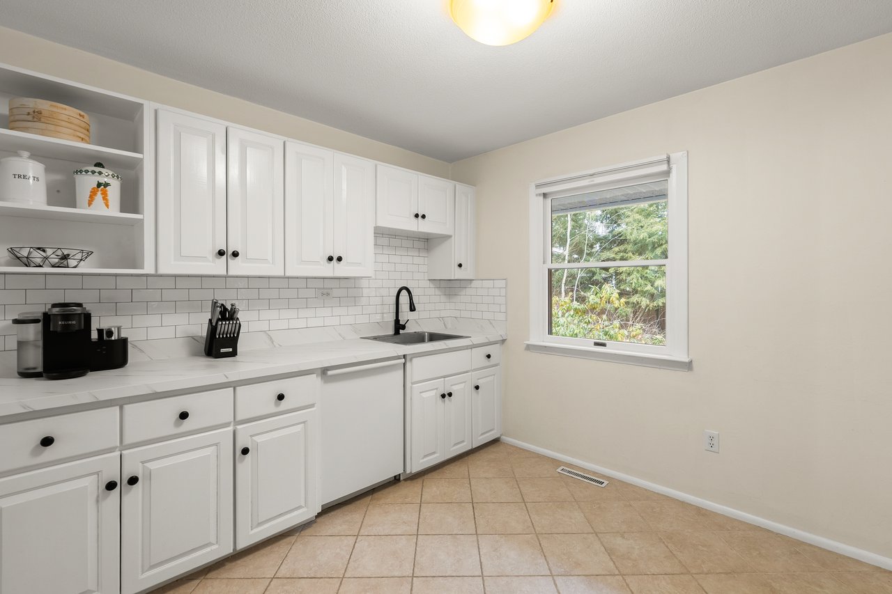 90 Helena Rd Marshfield