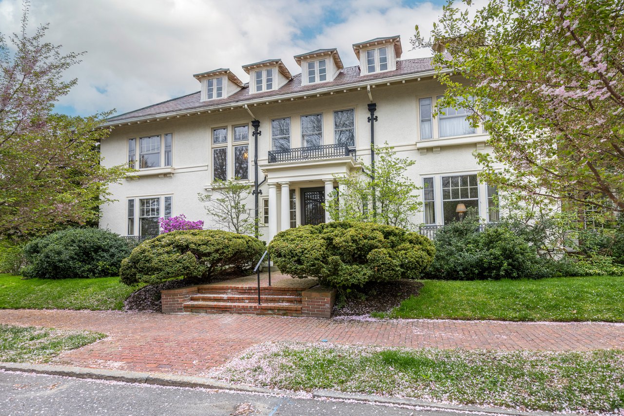 70 Carroll Street