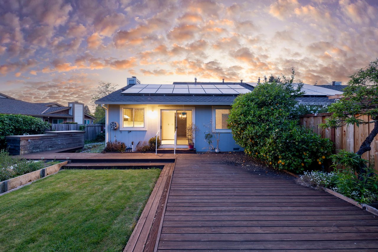 Charming Single-Level PUD in Petaluma’s Sought-After Morningstar Community