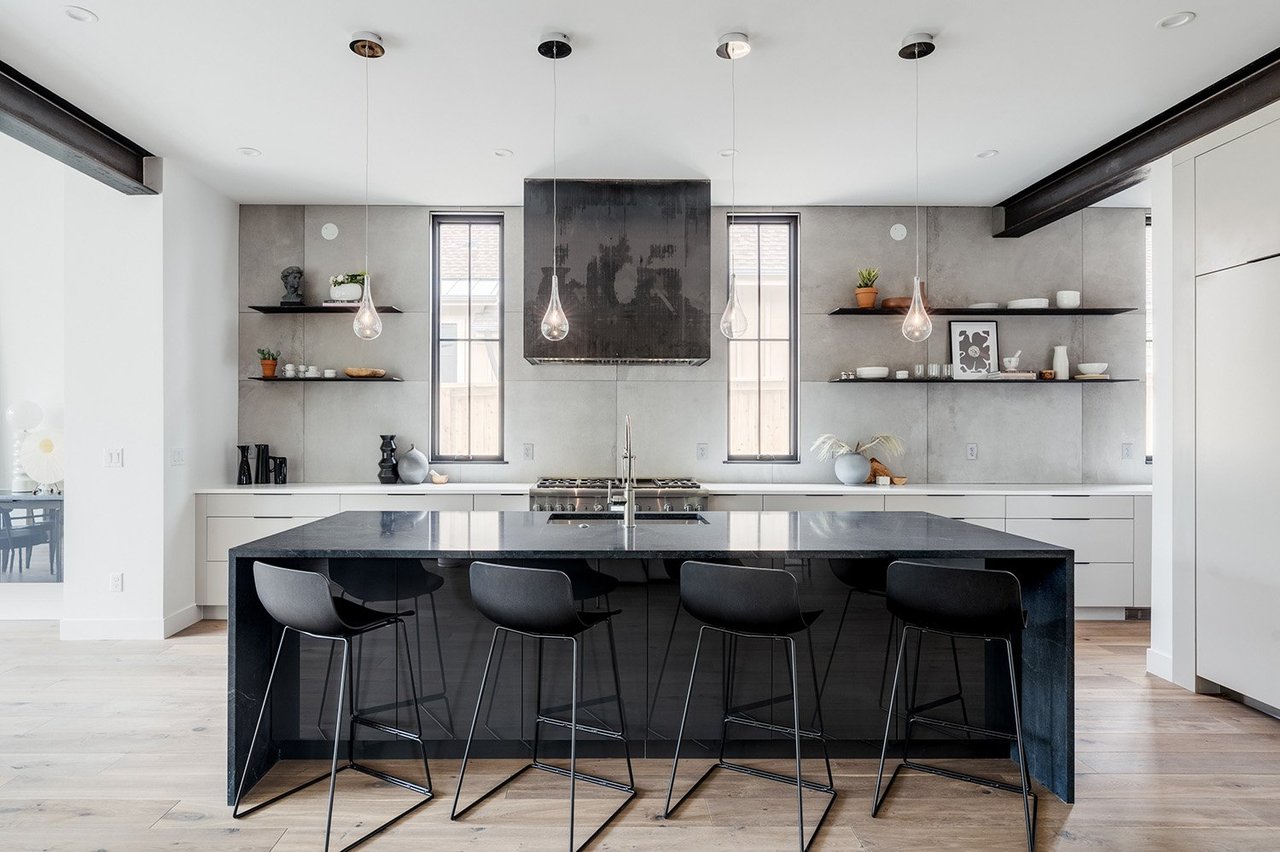  2565 S JACKSON STREET 