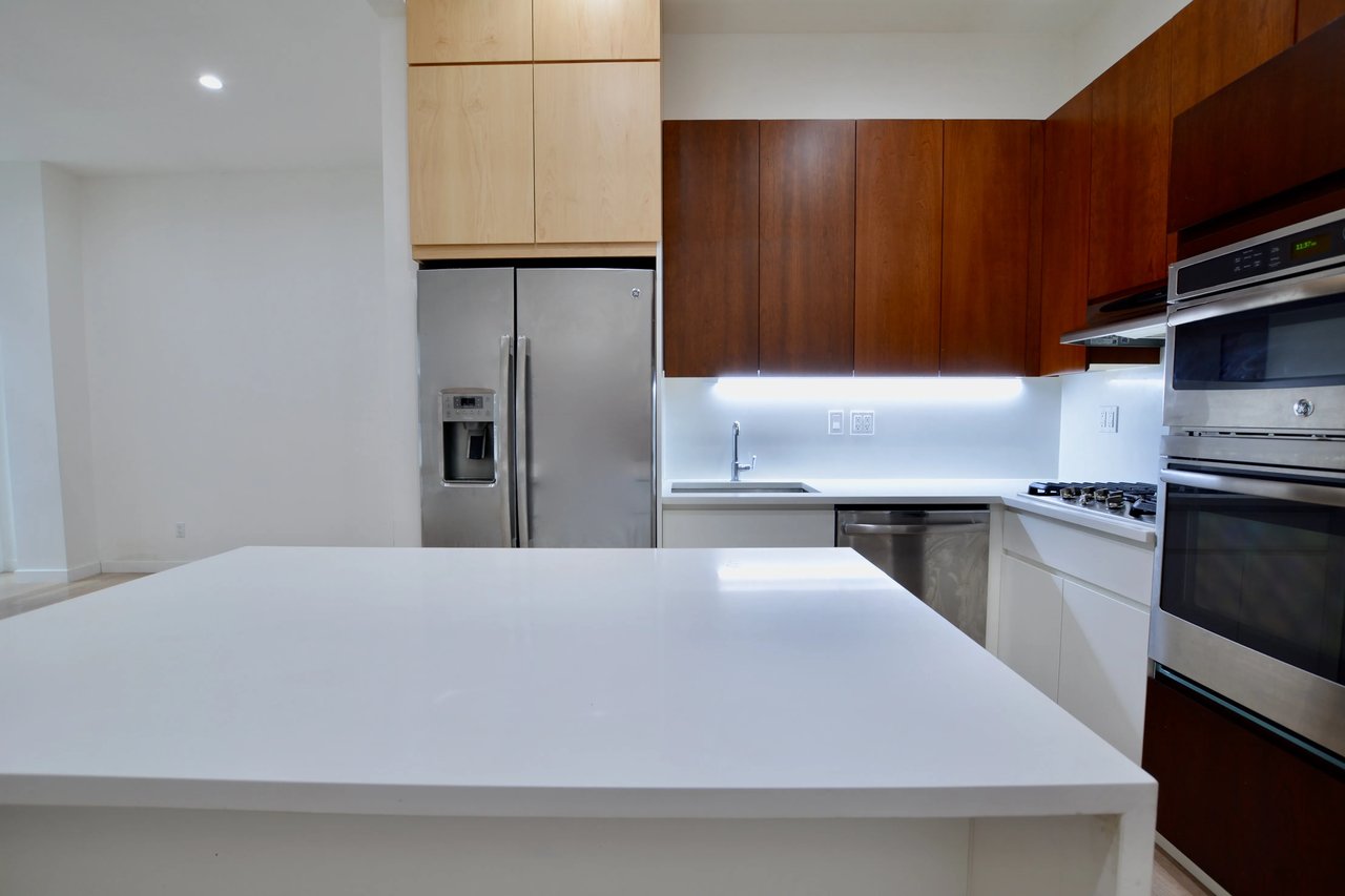 47-09 Fifth Street Unit: 201