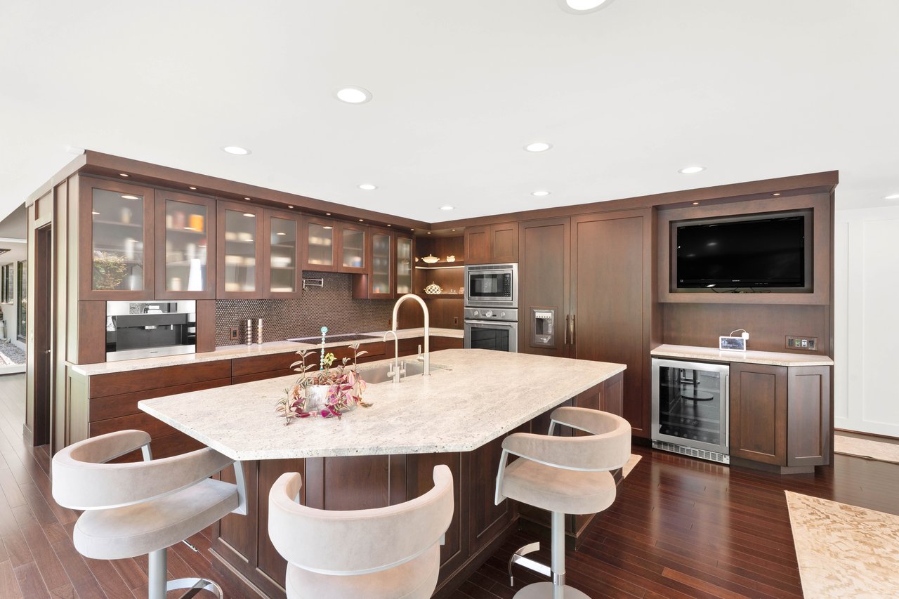 270 Martell Dr
