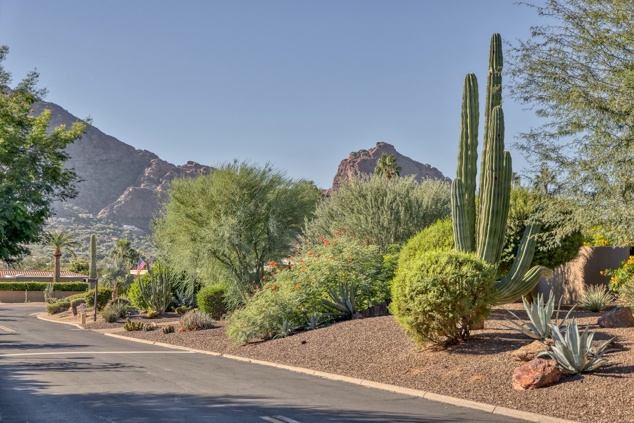 5434 E Lincoln Drive 50