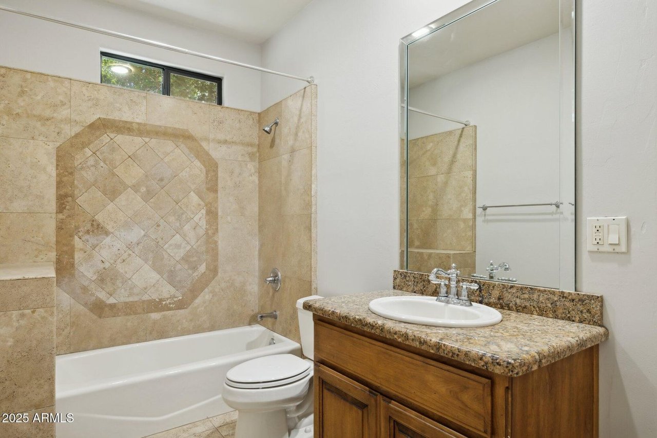 3731 E Halifax Cir 85205