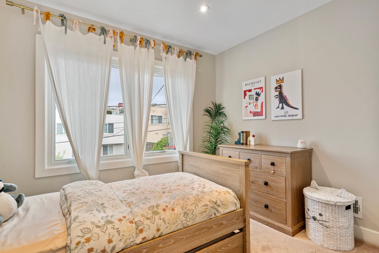 23 Fernwood Ave