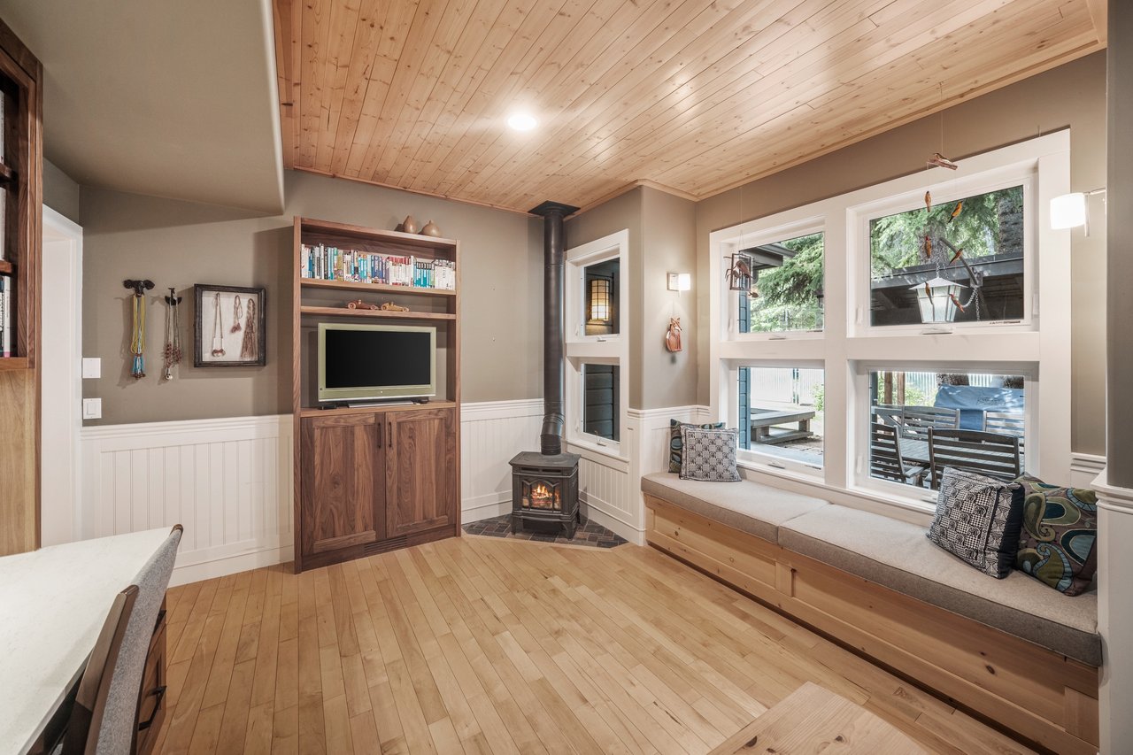 140 Rundle Crescent