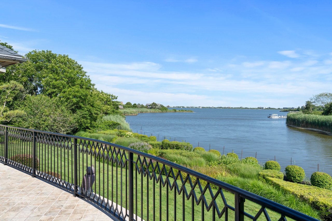 Ondine: An Extraordinary Mecox Bay Waterfront Estate