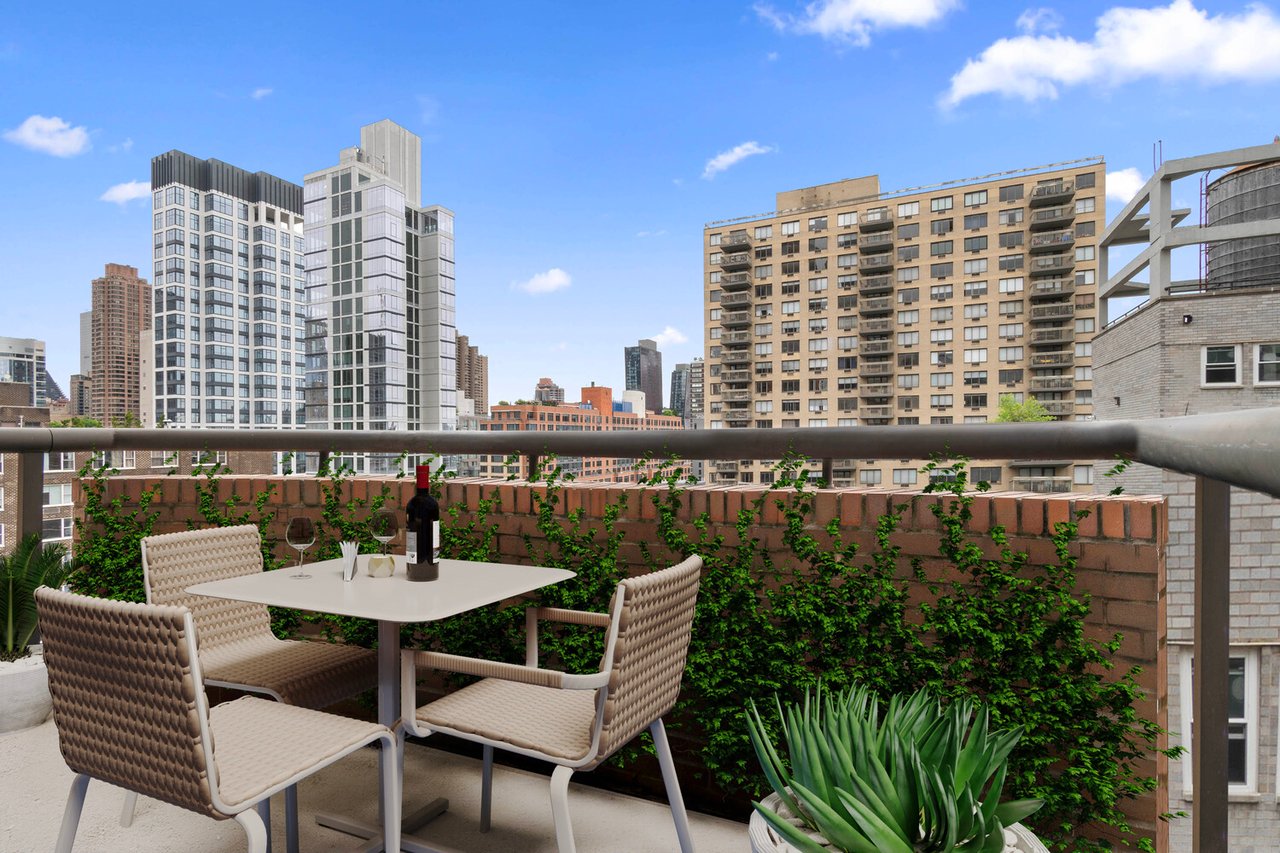 157 E 32ND Street 21B