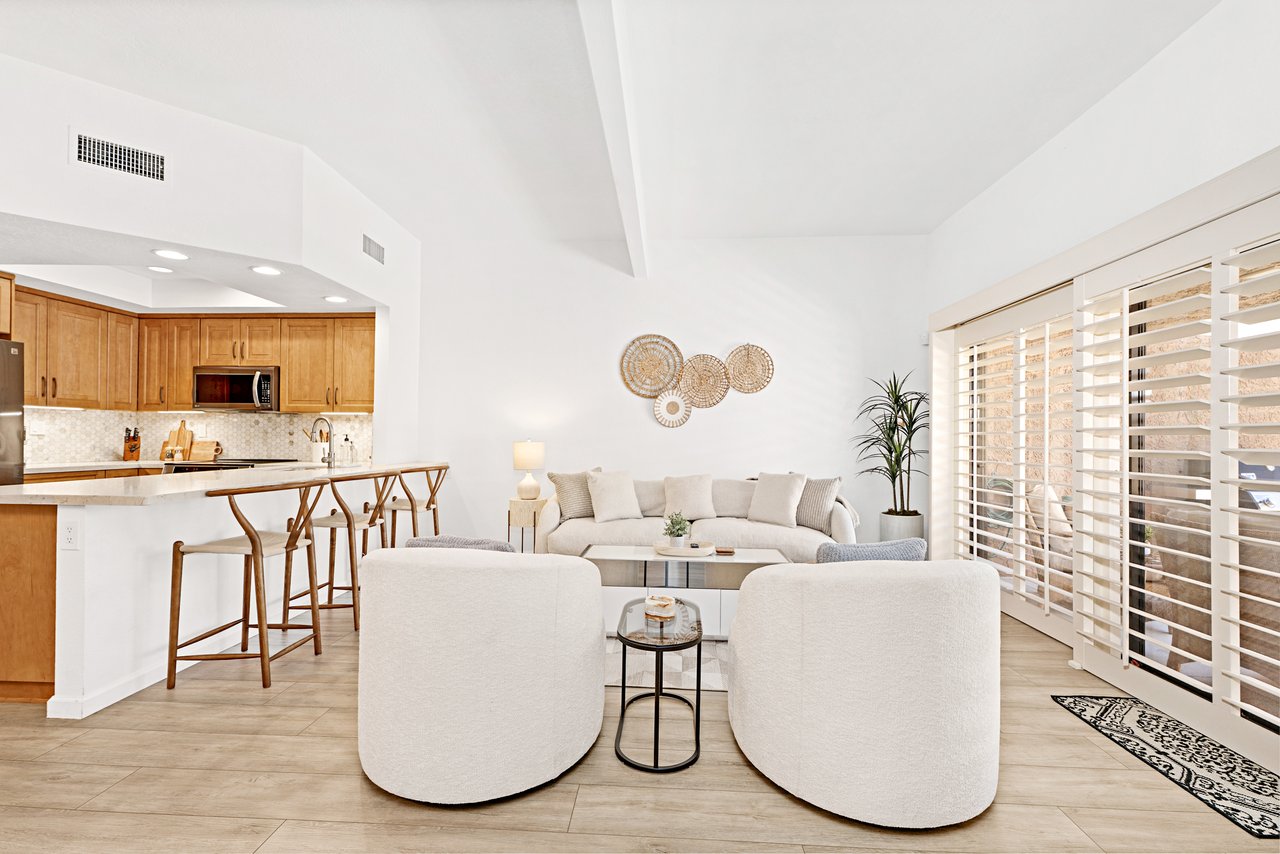 Foxtail Luxe Retreat