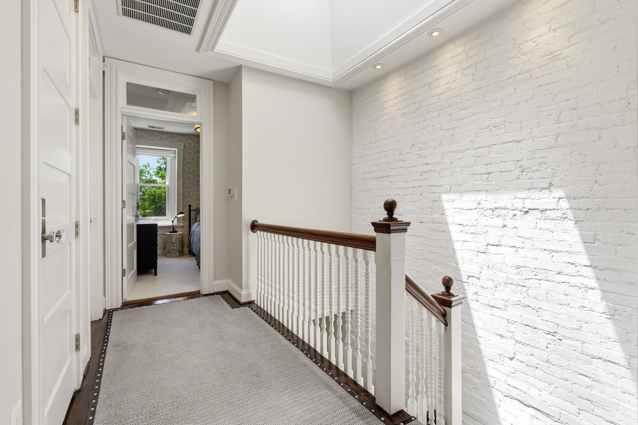 Luxury Dupont Circle Rental Listing