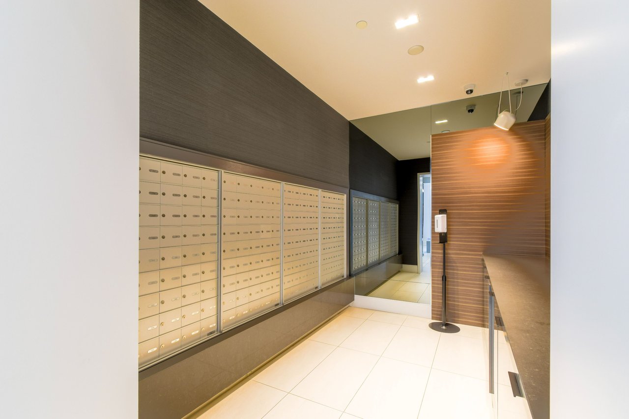 10 De Boers Dr Unit: 502