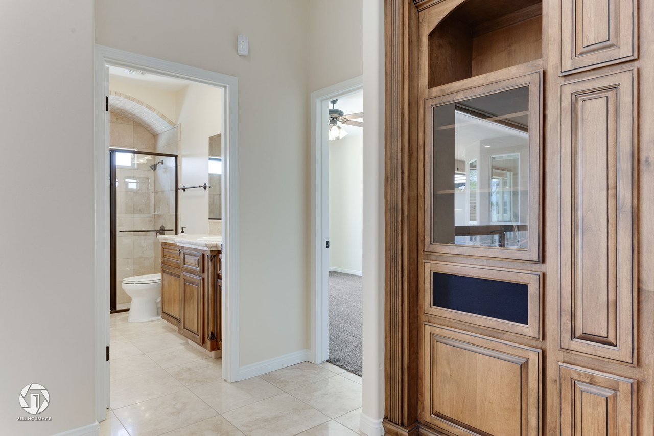 14201 Santa Fe Ct