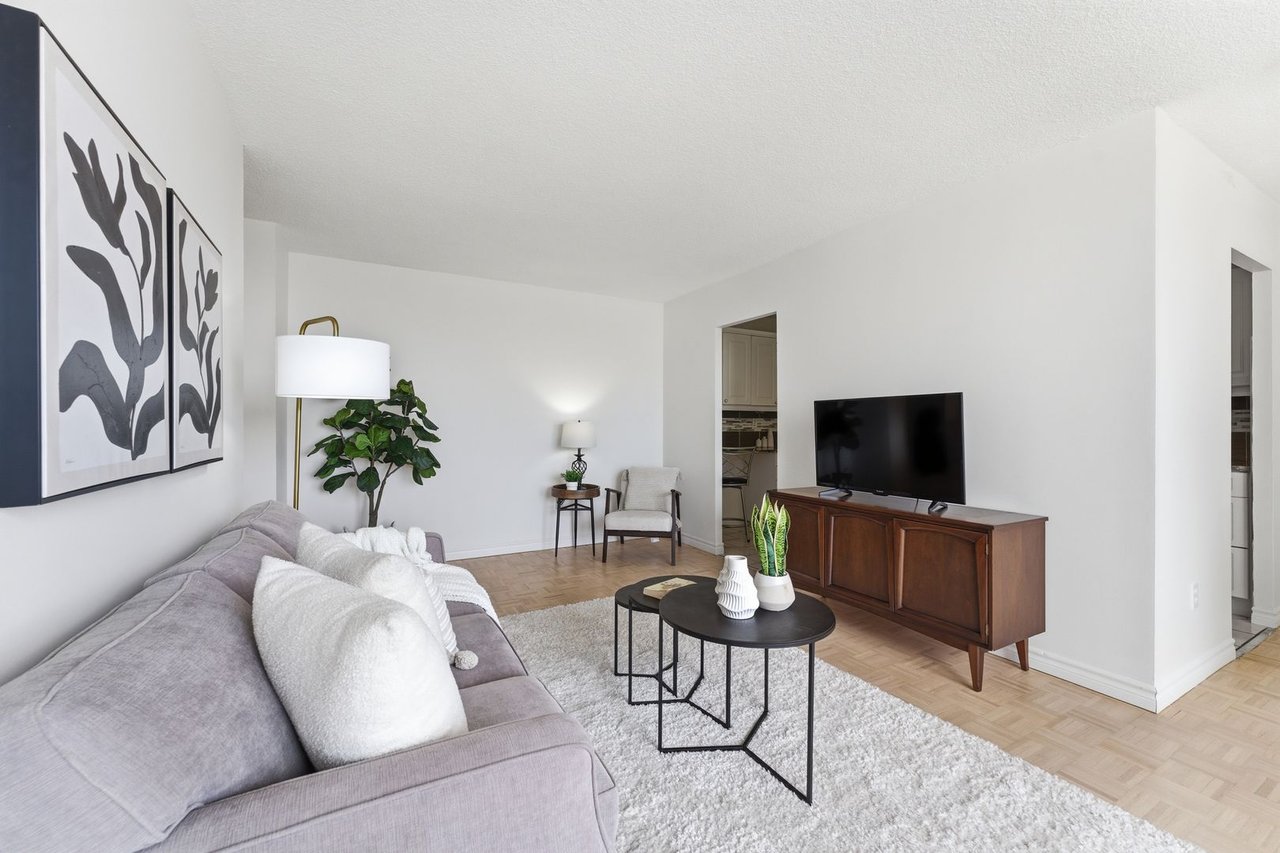 3170 Kirwin Ave 1010