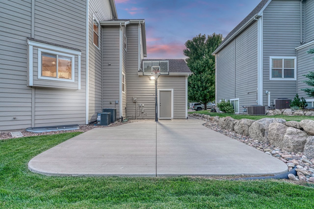 12589 Highland Oaks Place