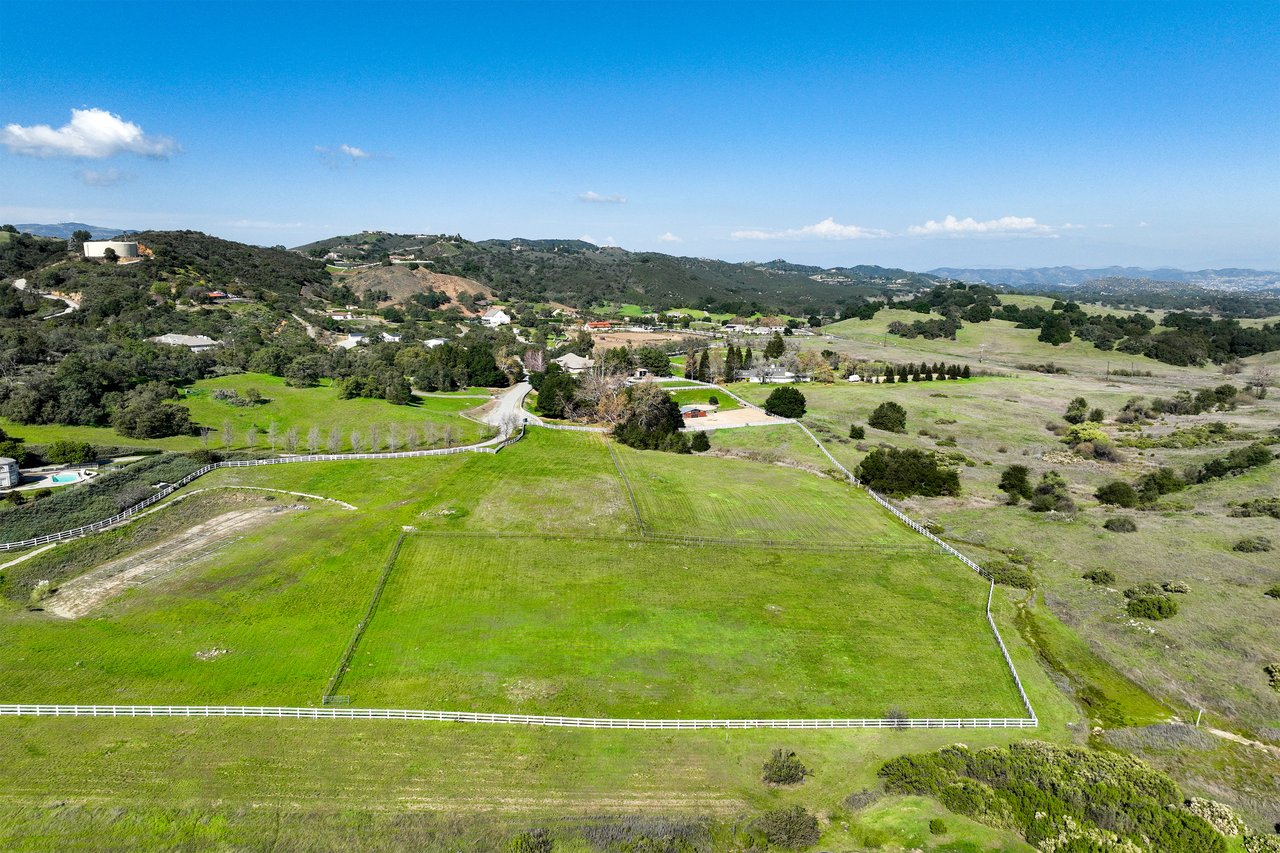 41653 Oak Trail Court