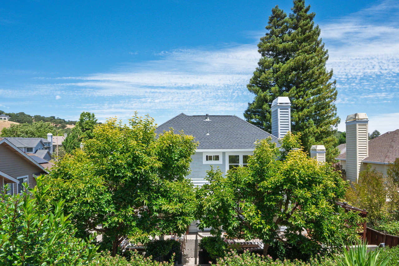 219 Butterfield Dr