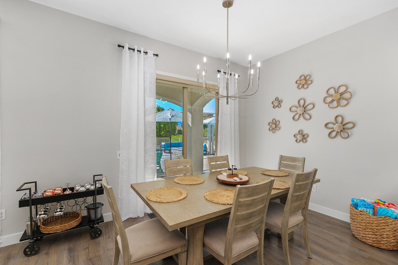 Poolside & Par on San Mateo