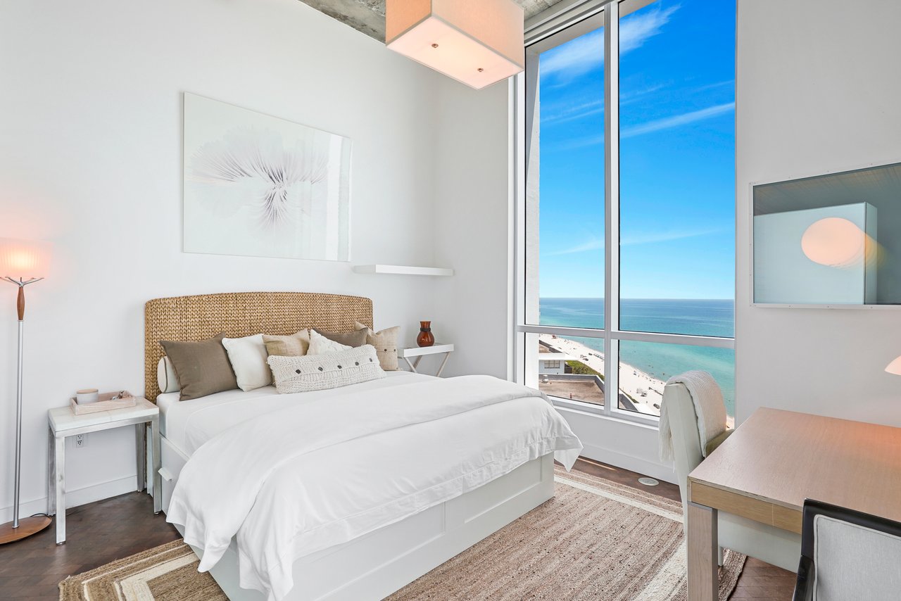 5959 Collins Ave Unit: PH2007, Miami Beach, FL 33140