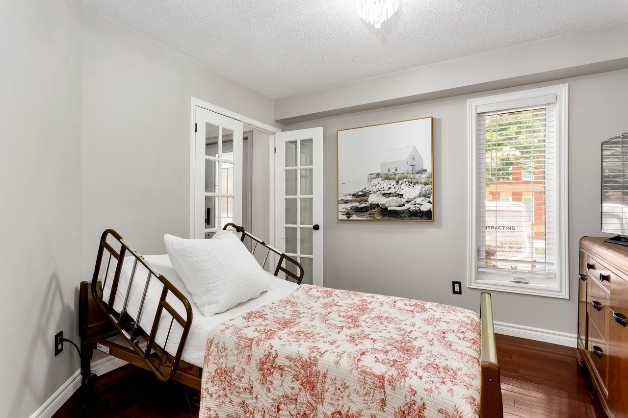 2006 Glenada Crescent Unit 7