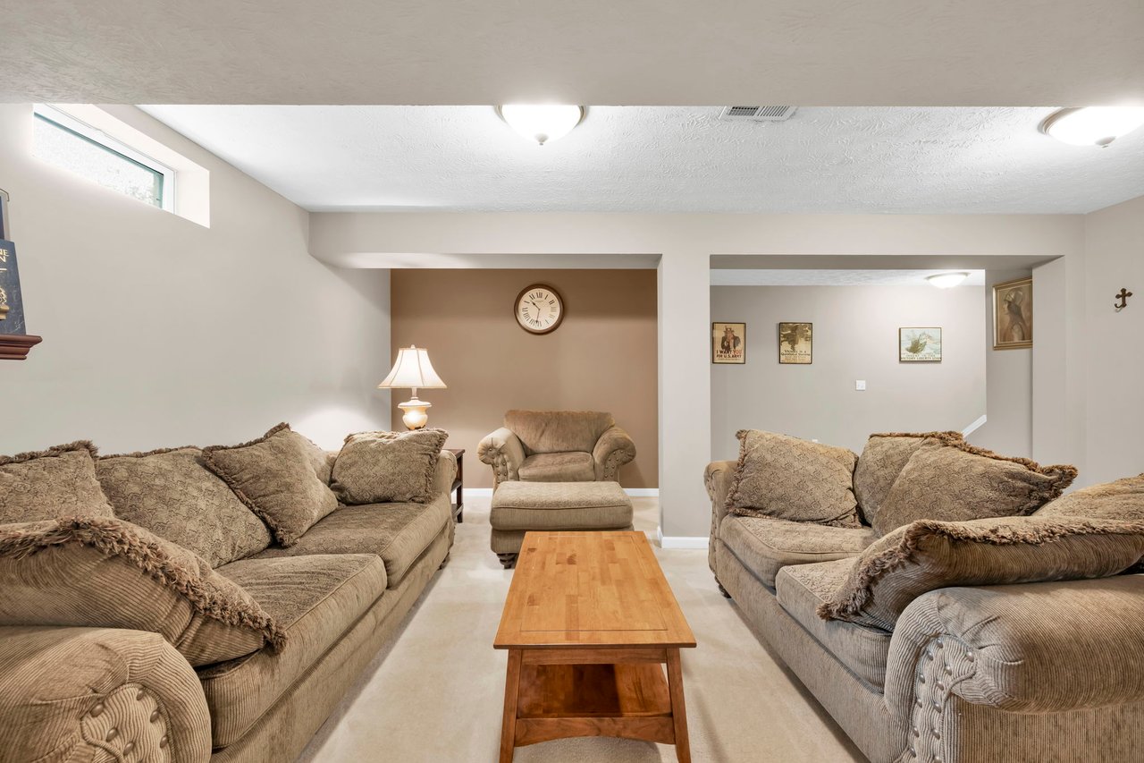 4331 Belmont Ct, Medina, OH 44256