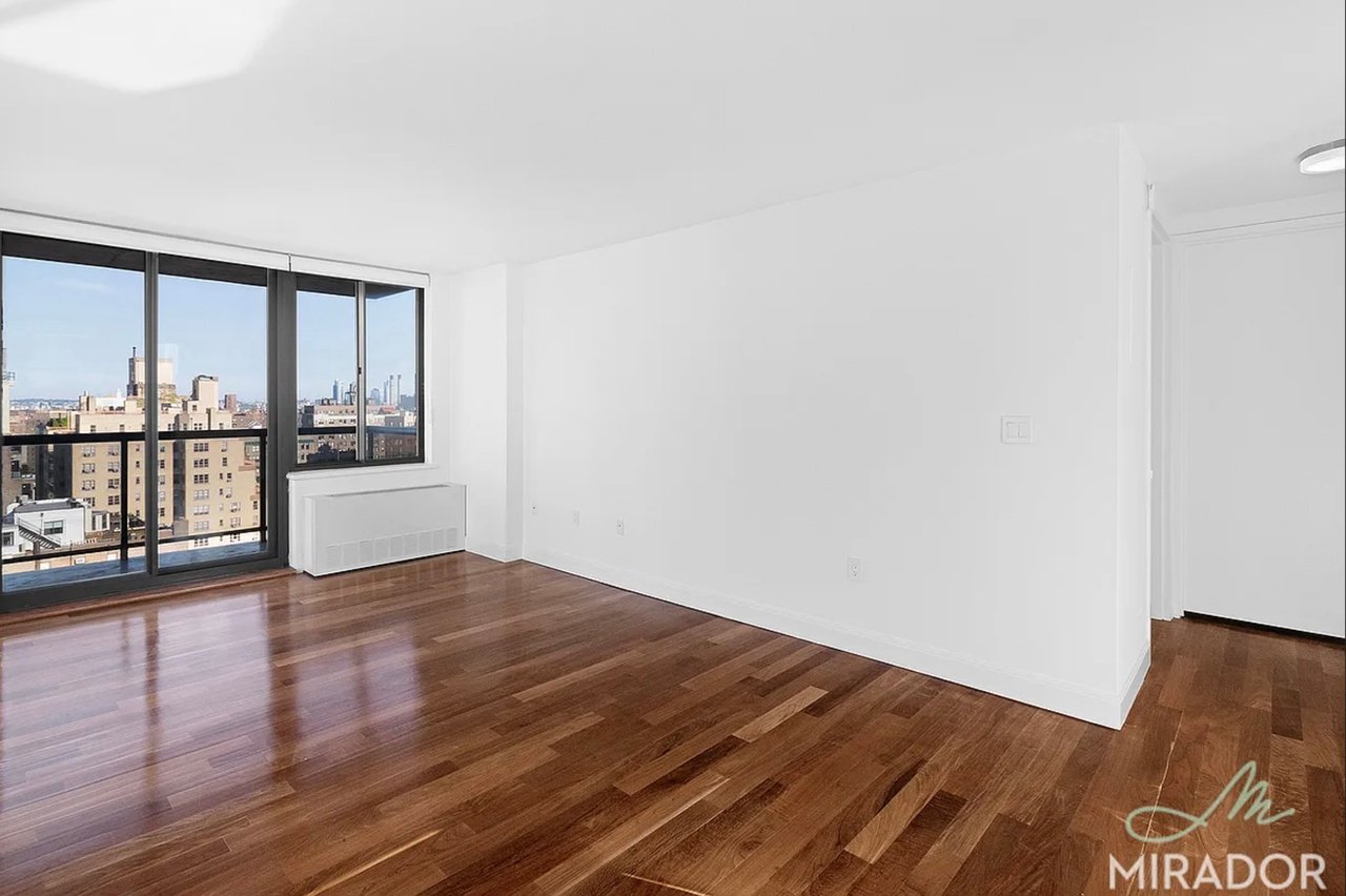 290 3rd Ave