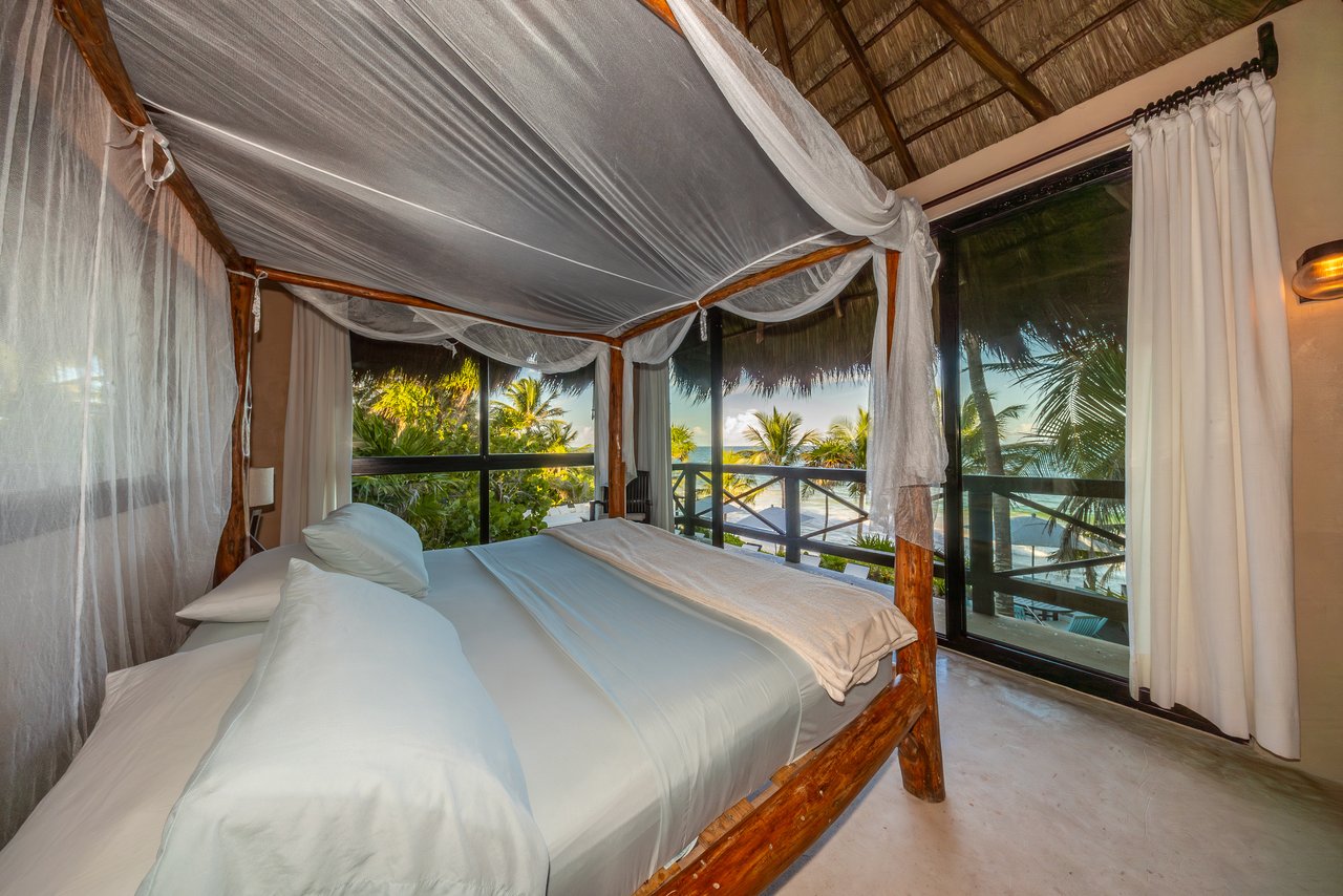 Casa Chic Tulum | Rare Beachfront Estate in Hotel Zone