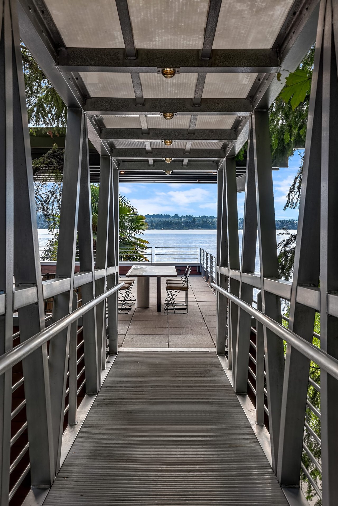 A Prized Residence on Mercer Island