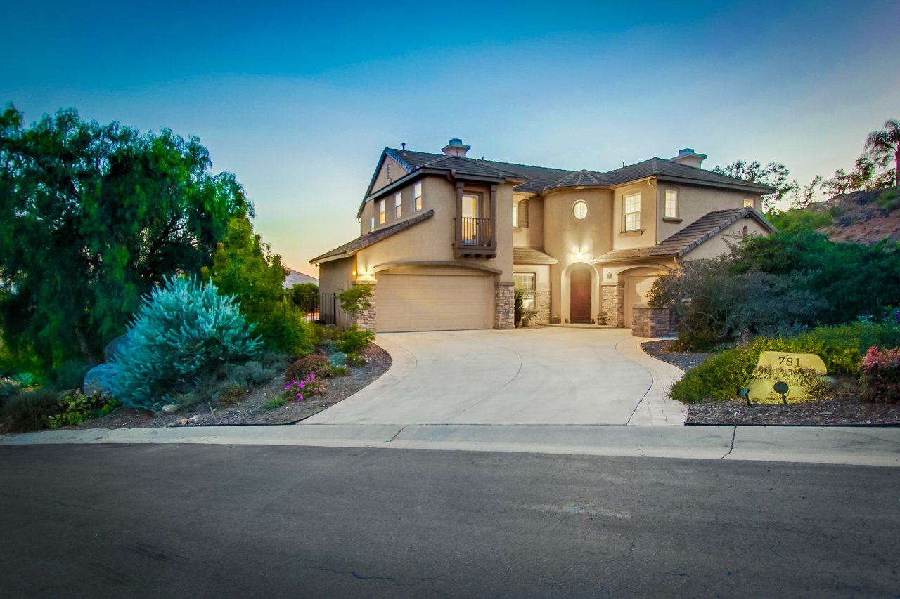 781 Vista Point Cir