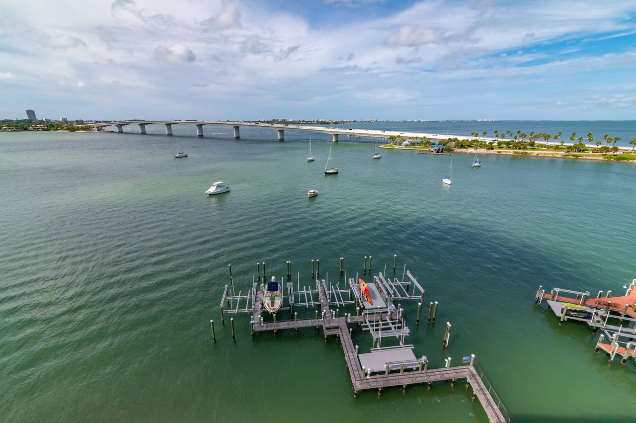 280 Golden Gate Point PH 2