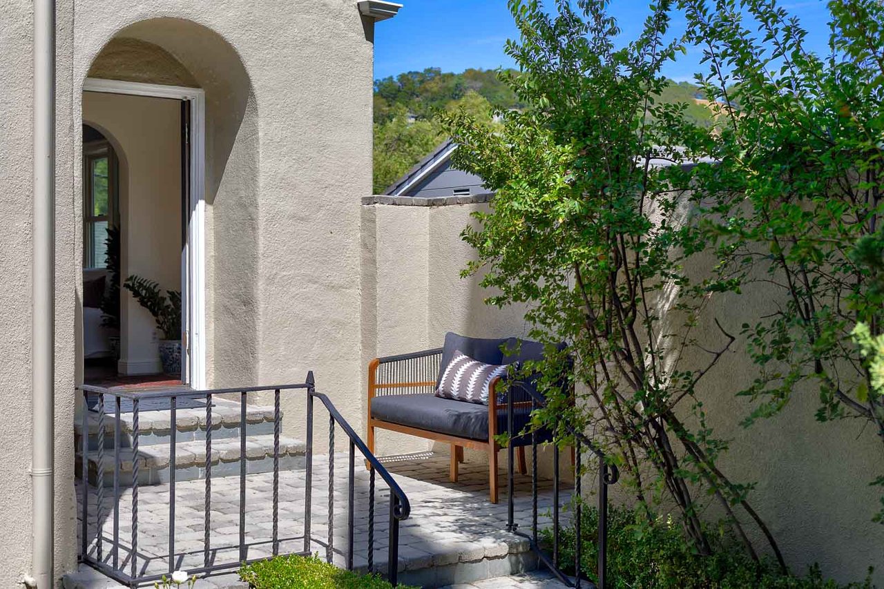 1408 Sir Francis Drake Blvd, San Anselmo